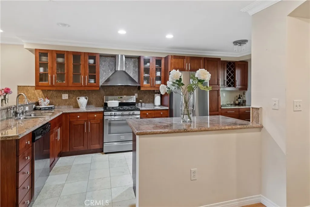 6221 Monterey 304, Los Angeles, California 90042 home-pic-3